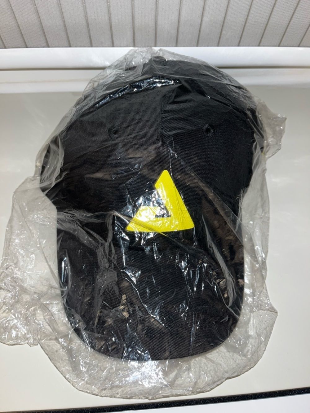 New Joola Black & Gold Logo Pickleball Baseball Cap Hat Bag Pittsburgh Steelers